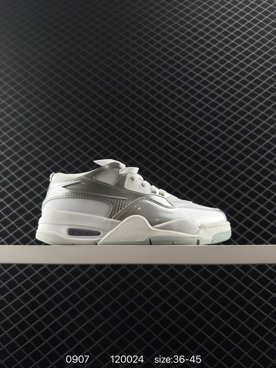 Nike Air Jordan 4 RM Nike Air Jordan 4 RM